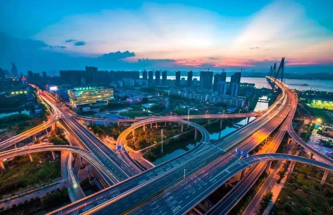 武汉市青山区人民政府(武汉化工区管委会)